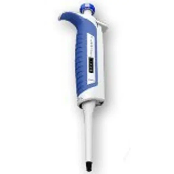 Pipette monocanal AccuPet (marque) - AP-5000 de Pipette.com