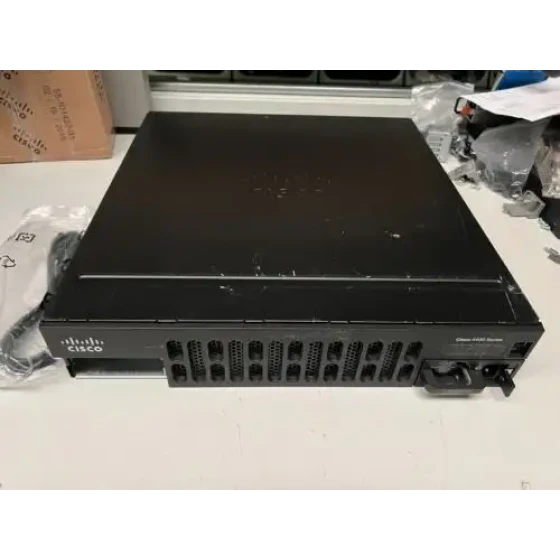 Cisco Isr4451-X-Sec/K9 + Hsec + Security License Isr4451-X/K9 Isr4451-Sec/K9