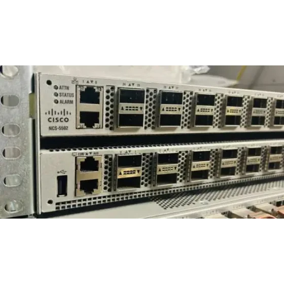 Cisco Ncs-5502 Ncs5502 Fijo 48X100G Completo 4 Fuentes de Alimentación 3 Ventiladores.