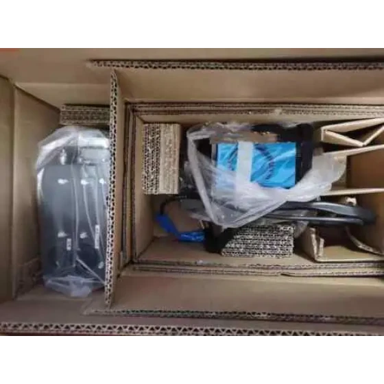 Un Tsm1306N8223 Vía Fedex O Dhl