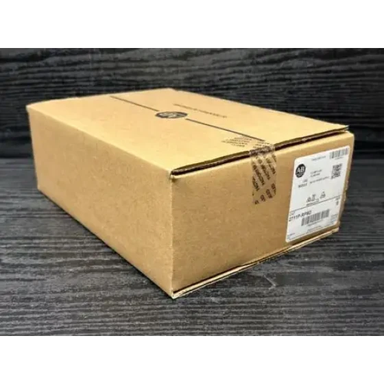 2022 Überzählige versiegelte Allen Bradley 2711P-Rp8D B Panelview Plus Logikmodul 512Mb