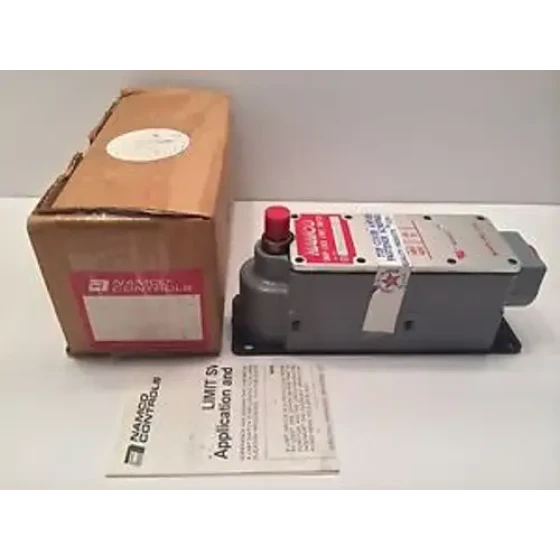 New Namco Controls Limit Switch Ea700-80001 Ea70080001