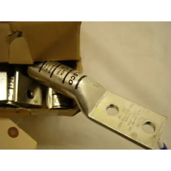 Ilsco Clnd-750-12-134 2 Agujero Lug 6 Por 750 Kc Mil 2937 Longitud De Tira