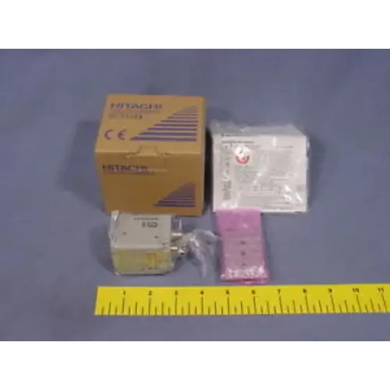 Hitachi Kp-Hd20A Hd Camera 2.1 Million Pixel 1/3 Inch C / Cs Lens Mount Hd-Sdi