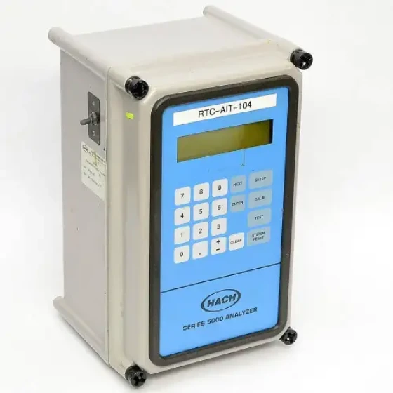 ANALIZADOR DE SÍLICE HACH SERIE 5000 N/P 47605-00