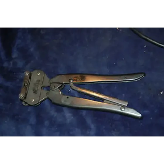 AMP 45099 Tipo C 32-30/28-24/24-20 Herramienta de engaste rack16