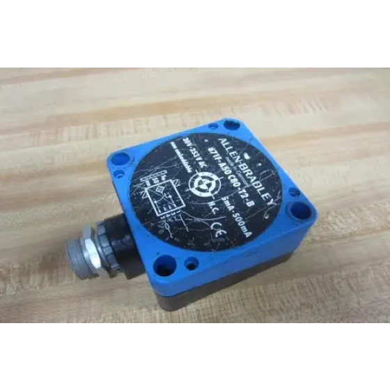 Allen Bradley 871F-A50C80-T2 Interruptor de proximidad Ser. B