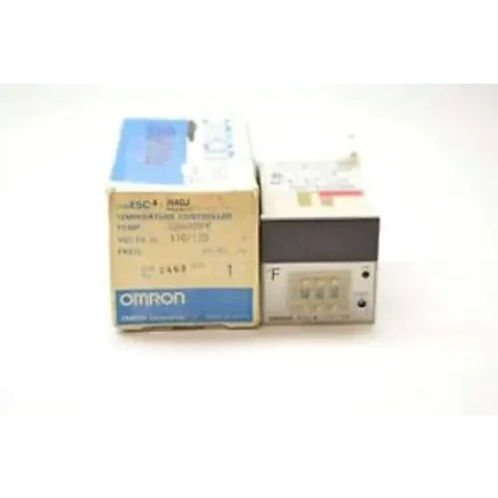 Omron E5C4-R40J 32-999F120V-Ac Contrôleur de température D441682