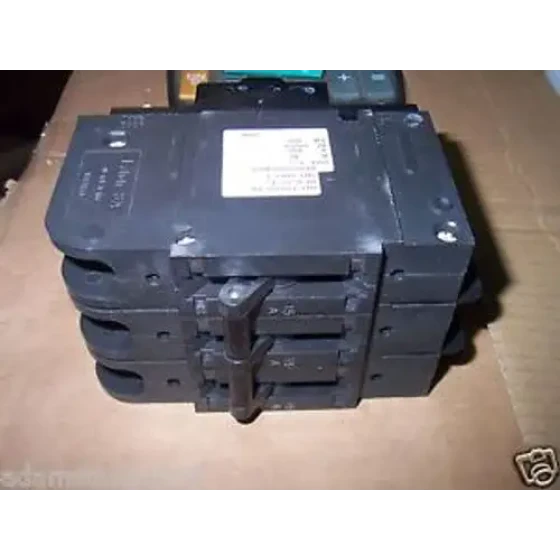 New HEINEMANN CD3-A9A9A8-LR-07-D-AB-TS 15 amp 480v volt Circuit Breaker