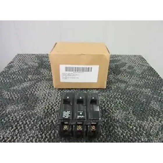 Siemens 3 Pole 30A 240V Circuit Breaker Bl B330 Sr-307 Bolt On 10K 10000