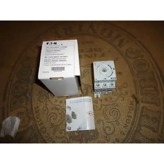 Déconnecteur rotatif non fusible Eaton Cutler Hammer #R5A3040U 40A/600V