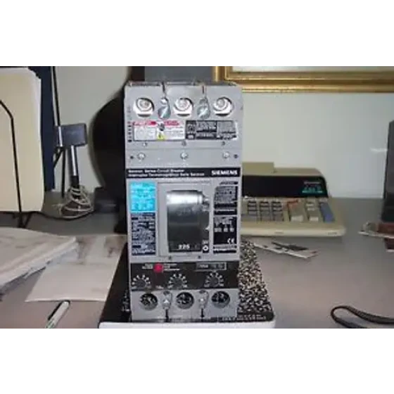 Siemens 225 Amp 3Pole Type Serie B Interruptor automático Fxd63B225 Yb-162