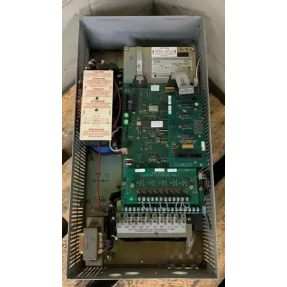 Azionamento CA a coppia costante trifase Allen Bradley B015-Eae-Fa-L1-S1