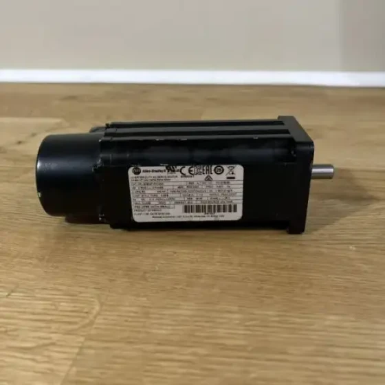 Allen Bradley Vpl-B0632F-Pk12Aa Ser A Servo Motor 4600 Rpm .50 Hp