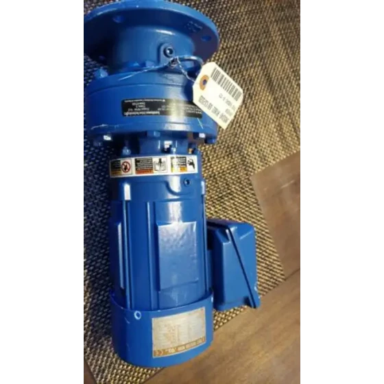 New Sumitomo Cnvm02-6100Dac-B-121 Gear Motor Two Broken Bolts On Housing