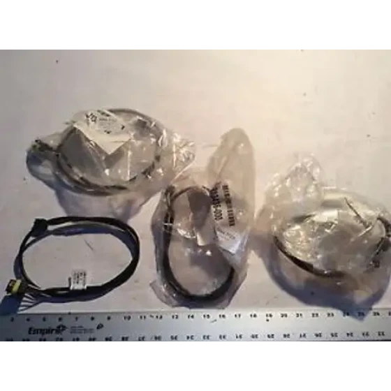 313436-000 Raymond Kabelbaum Kopf Satz von vier 0238057 Sk-2915022012J