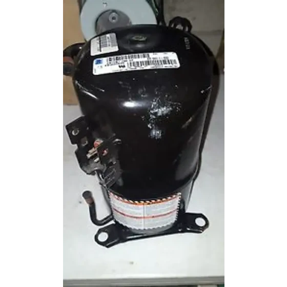 aw701et-099 awg5517exn r22. COMMERCIAL TEMP REFRIG COMPRESSOR