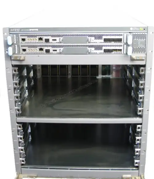 Juniper Networks Qfx10008-Redund W/2X Qfx10000-Re Sf & Ac Pwr * *