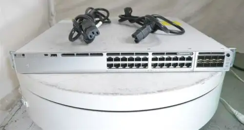 Cisco C9300-24P C9300-24P-A V02 Catalyst Switch 24-Port 1*Cisco C9300-Nm-8X