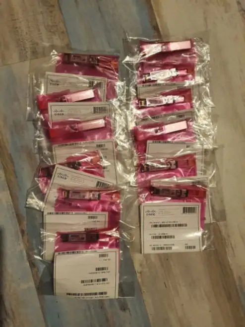 Genuine Cisco Sfp-10/25G-Csr-S Sealed With Hologram Transceiver Module-