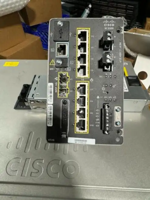 Cisco Ie-3300-8T2S-E Industrial Ethernet Switch