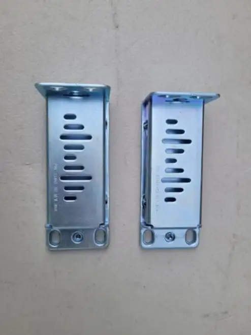 New Set Of 2 Cisco 700-23401-02 Rev. B0* 1U Rack Mount Ears ping