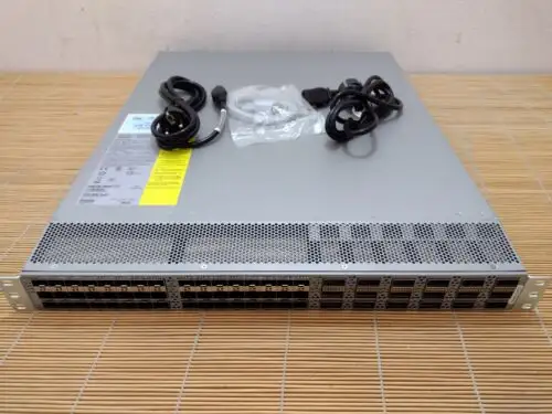 Cisco N9K-C92300Yc Nexus 9200 48P 10/25Gbps 18P 100G Qsfp28 2Xps Port-Side Intk-