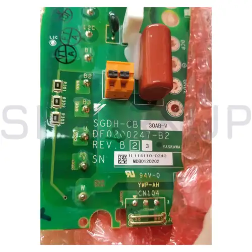 & Yaskawa Sgdh-Cb30Ab-V Drive Board