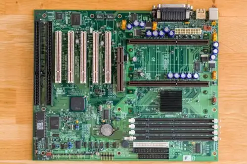 Tyan Tiger 100 S1832D Slot 1 Dual Motherboard Pentium 2 / 3 Intel Bx