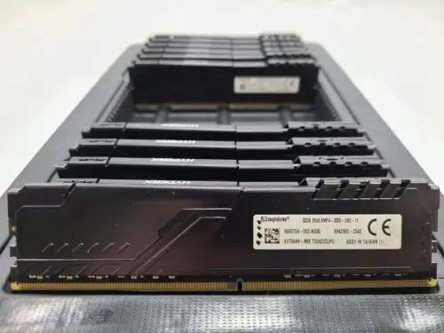 Lot 12 Hyperx Xvtw4H-Mie 32Gb Ddr4 Pc4-3200 25600Mb/S Non Ecc Desktop Memory Ram