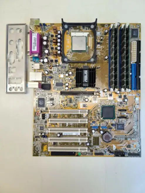 Asus P4P800 Se Rev 2.00 865Pe + Pentium 4 3Ghz + 3Gb + I/O Shield Combo