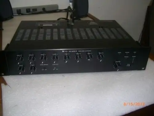 Toa 900 Series Ii Amplifier A-903Mk2 W/ 4X- Aux Amp U-01 To Power On Only