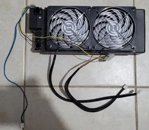 Ddc 3.2 Pwm Pump+2X120 Swiftech Radiator And 2 Fans Assembly