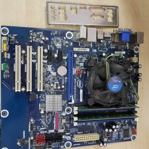 Intel Desktop Board Dh55Hc W/ Intel I5-650 Cpu @ 3.20Ghz