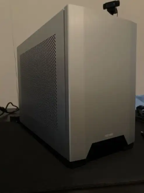 Ncase M1 V6.1 - M1Enc-V61-Sb-Tw1: M1 Version 6.1 Silver Exterior