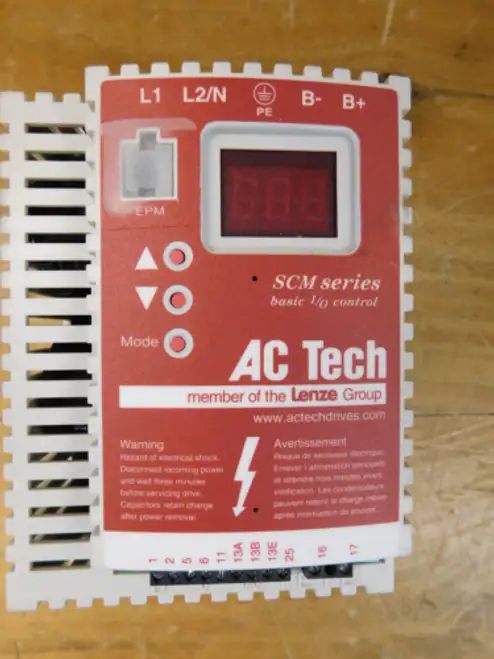 Lenze Ac Tech Sm10S 1Hp Drive Csq