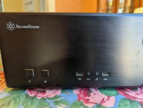 Silverstone Sst-Gd05 Htpc - Home Theatre Pc