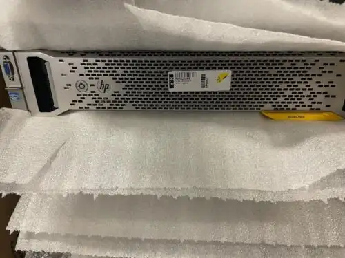 Hp Storage Server Storeonce 6500 256Gb 10Gbe Fc 8Gbps Sas 12G 2X1Tb Sas Bb896A