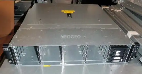 Hp Storageworks D2700 Disk Array-Eva M6625 Chassis-Aj840A-Aj941-Smart Array P411