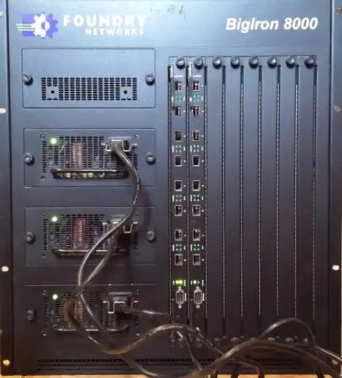 Foundry Bigiron B8000 Chassis Switch 3X Rps3 2X Bxgmr4 Mgmt Iv Mgbic 8000 8-Slot
