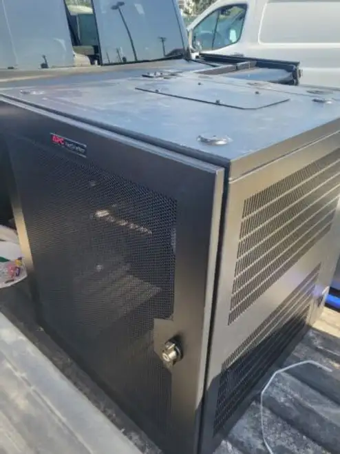 Apc Ar109Sh6 Wall Mount Server Rack Refurbished "A" Grade