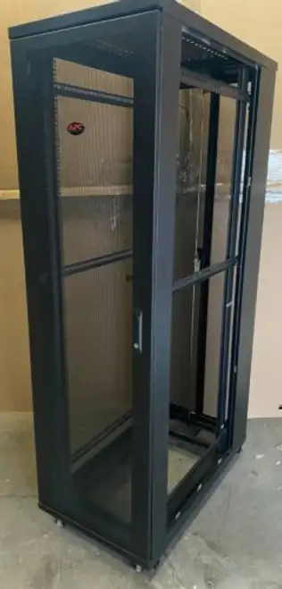 Apc Ar2400 Netshelter Sv 42U 600Mm Wide X 1060Mm Deep Server - Refurb W/No Sides
