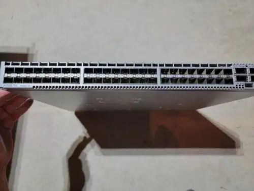 Arista Dcs-7050S-64 7050S-64 7050S-64 7050S 48-Port 10G Sfp+ 4X Qsfp+ Ethernet Switch