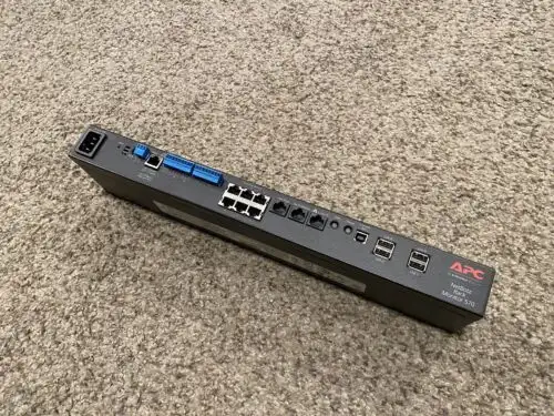 Apc Schneider Electric Netbotz Rack Mountable Monitor 570 Nbrk0570