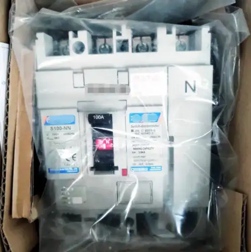 Pour S100-Nn 4P 100A # Par Fedex ou Dhl