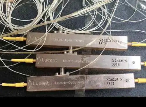 Lucent X2623Cs 10Gb Optical Fiber Intensity Modulator # #U261 Yg
