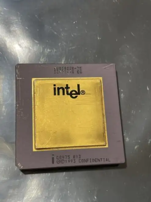 Extremely Rare Intel Pentium 75 Mhz Es Gold Top Processor Q0475 Collectible