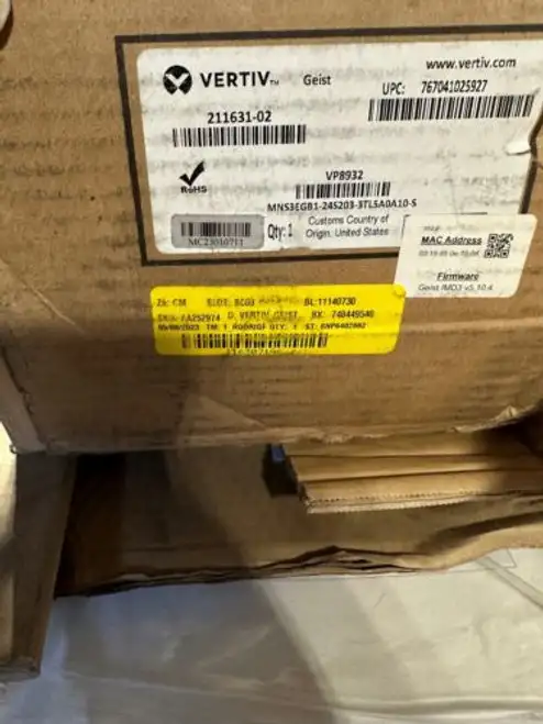 Vp8932 Vertiv Geist Switched Rack Pdu - Data Center Power Distribution Unit