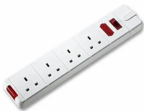Masterplug - Swfg4W - Trailer Socket With 13A 4 Transition Fuse +-