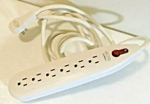Belkin Surgemaster Surge Protector F9H600-08-Rp Outlet Cord Very Good Condition